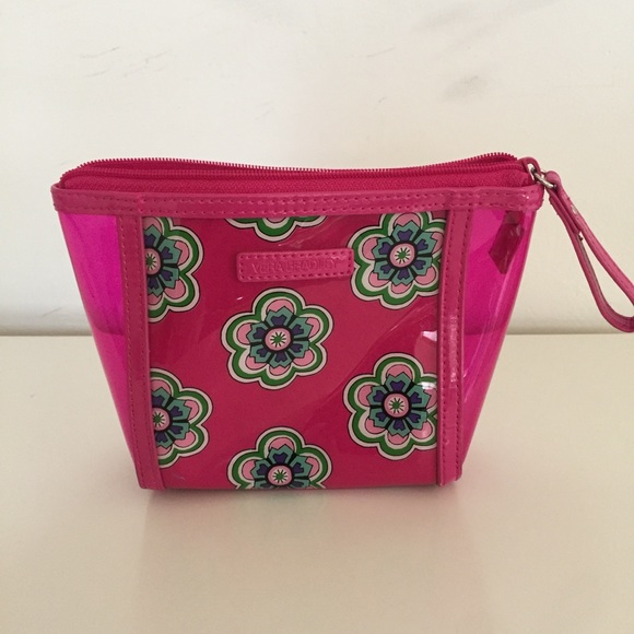 Vera Bradley Handbags - Vera Bradley make up